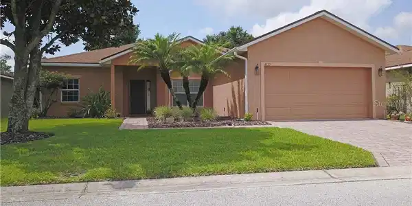 4135 ABERDEEN LANE