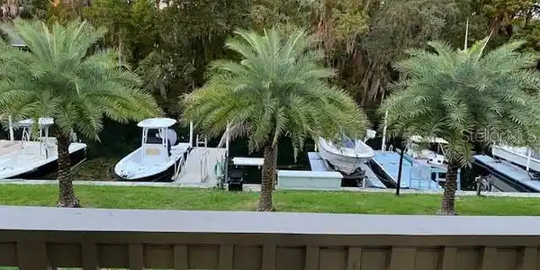 65 BEACH LANE