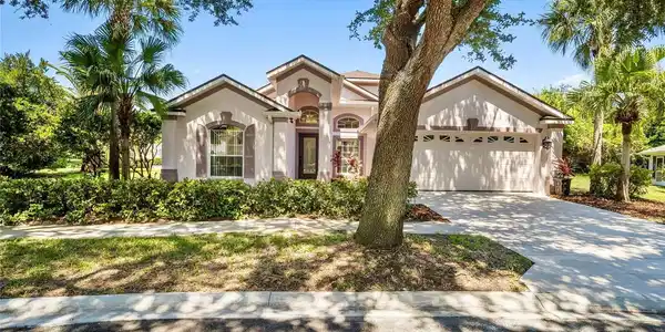 7 IBIS COURT N