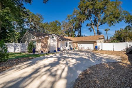 1077 HOWELL HARBOR DRIVE