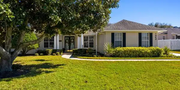 1842 SANDY KNOLL CIRCLE N