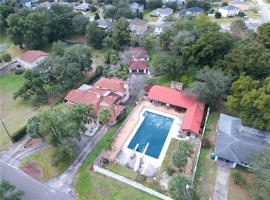 1600 TYRINGHAM ROAD