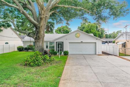 33909 LINDA LANE