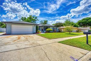 1027 BRADFORD DRIVE