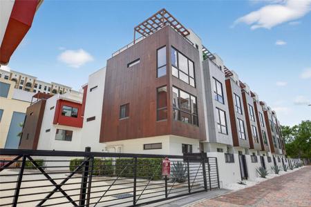 134 8TH STREET N