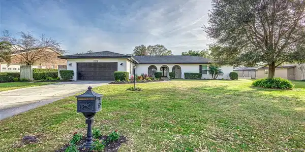 1305 STRATTON DRIVE