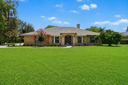 1616 REGAL COVE COURT