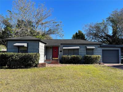 1635 CRESTWOOD