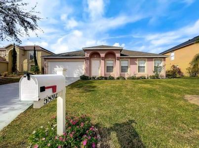 5892 ROYAL HILLS CIRCLE