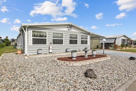 6703 CANTERBURY DRIVE NE