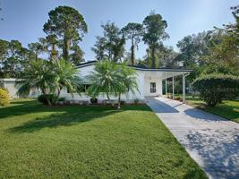 2816 MANATEE ROAD