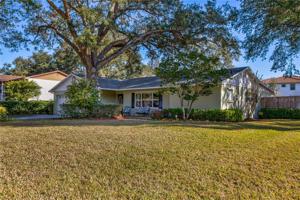 213 VALENCIA COURT