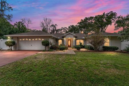 84 S HUNTING LODGE DRIVE