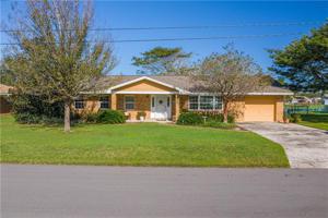 425 SUNSHINE DRIVE