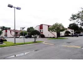 2495 LAKEWAY BRANCH
