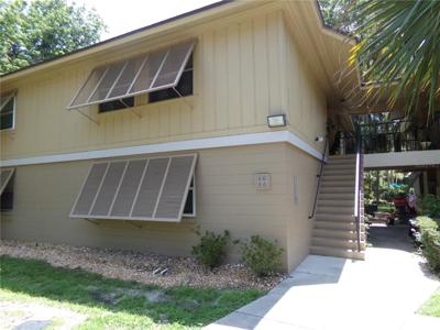 110 CYPRESS WOODS CT