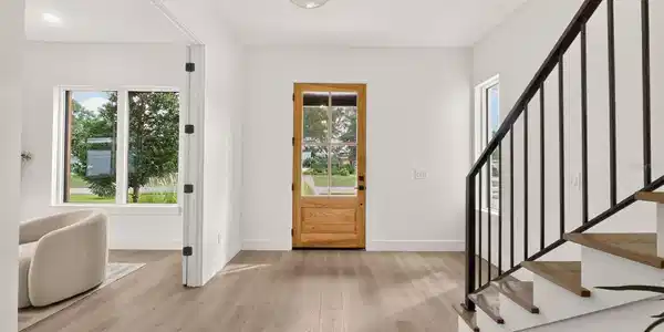 Image 4 Image 4