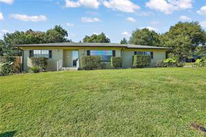 902 LAKEVIEW DRIVE