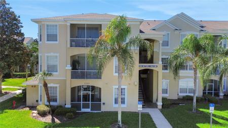 2300 BUTTERFLY PALM WAY