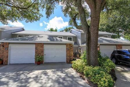 624 MAPLE OAK CIRCLE