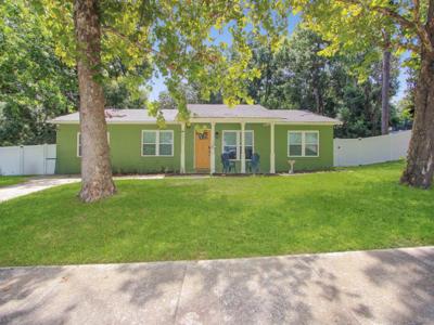 2011 NANCY ANN TERRACE