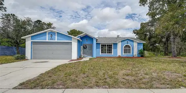 9219 BAY DRIVE
