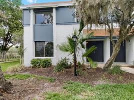 111 LAGO VISTA