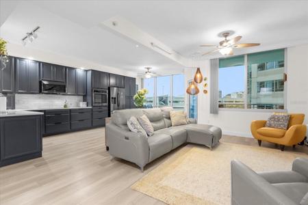 322 E CENTRAL BOULEVARD
