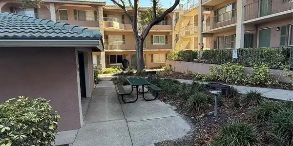 128 WATER FRONT WAY