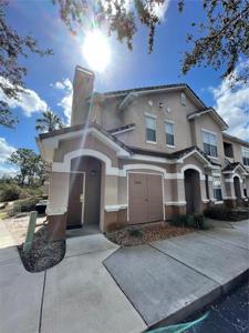 10423 VILLA VIEW CIRCLE
