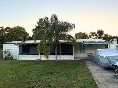 17049 BAY AVENUE