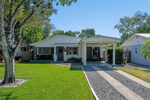 1740 LYNDALE