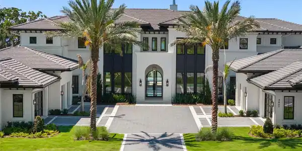 3057 PORTO LAGO COURT