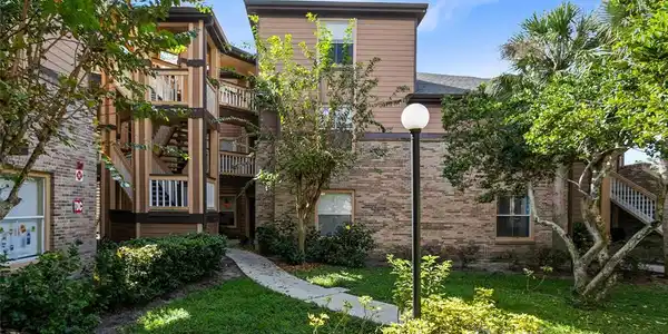 470 PIN OAK