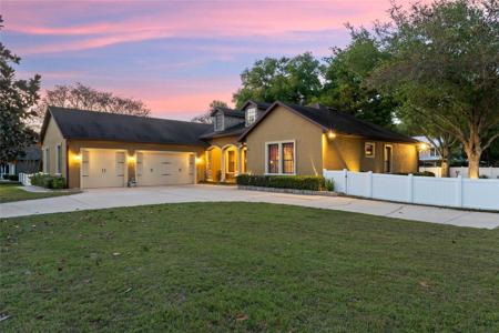 112 W SADLER AVENUE