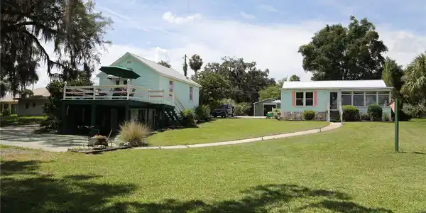 401 HUNTING LODGE DRIVE