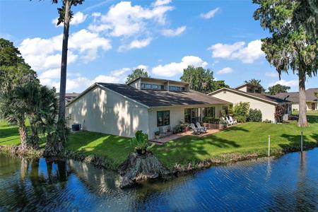 2243 CYPRESS COURT