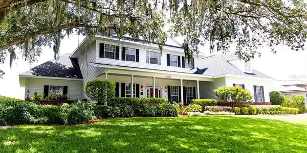 6101 PIER PLACE