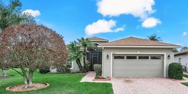 4215 MUIRFIELD LOOP