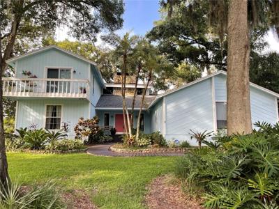 9631 HOLLYGLEN PLACE