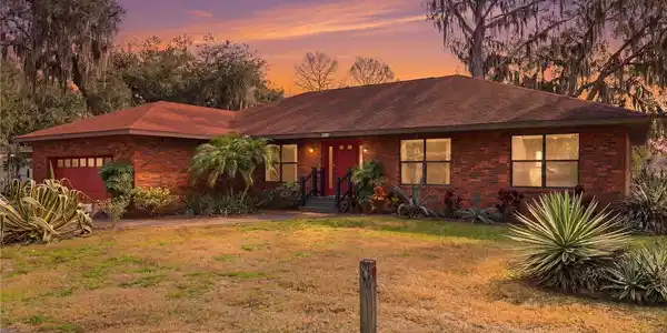 8528 E AQUARIUS DRIVE
