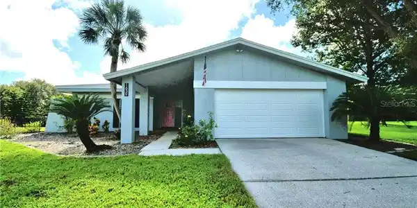 1639 ROSE DRIVE