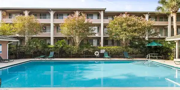 122 WATER FRONT