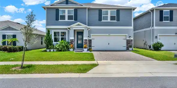 2912 SANCTUARY DRIVE