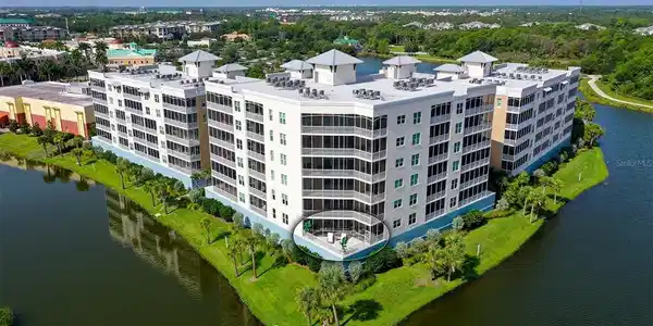 10520 BOARDWALK
