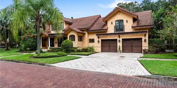 737 SPRINGDALE RD