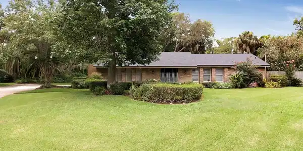 140 PALMETTO COURT