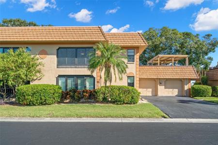10216 SEMINOLE ISLAND DRIVE