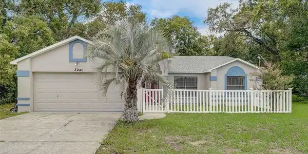 3240 DELTONA
