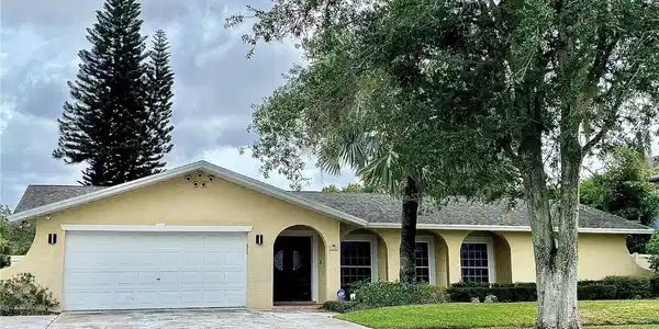 110 HILLCREST DRIVE